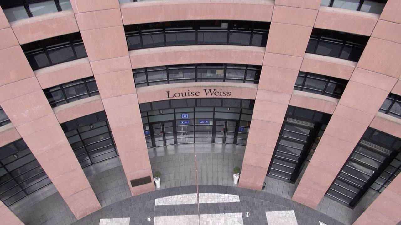 entrée Louise Weiss parlement européen