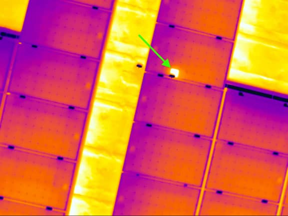 Hot spot 80°C sur un panneau solaire