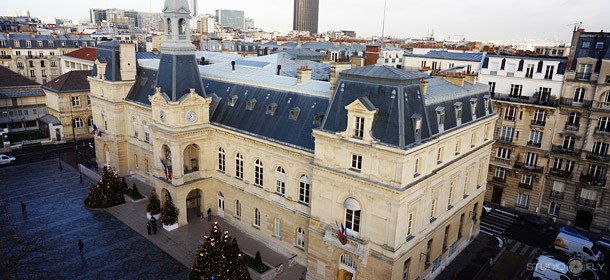 Inspection par drone thermographique de la mairie de Paris