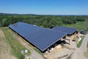 Panneaux solaires entrepôt 
