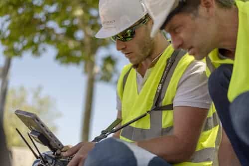 Pilotes expérimentés, début de vol de drone