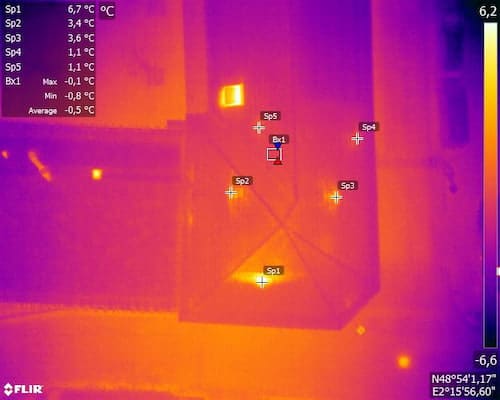 Thermogramme cartographie thermique toiture de maison, Ile de France